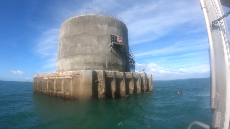 Divers head towards the Nab Tower