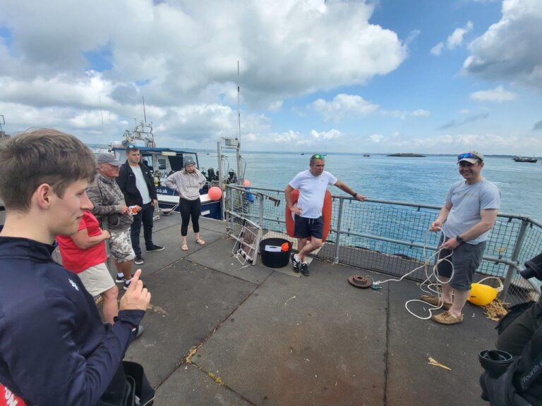 Familiarisation and briefing
