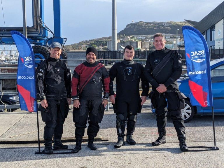 Dive team for Portland event