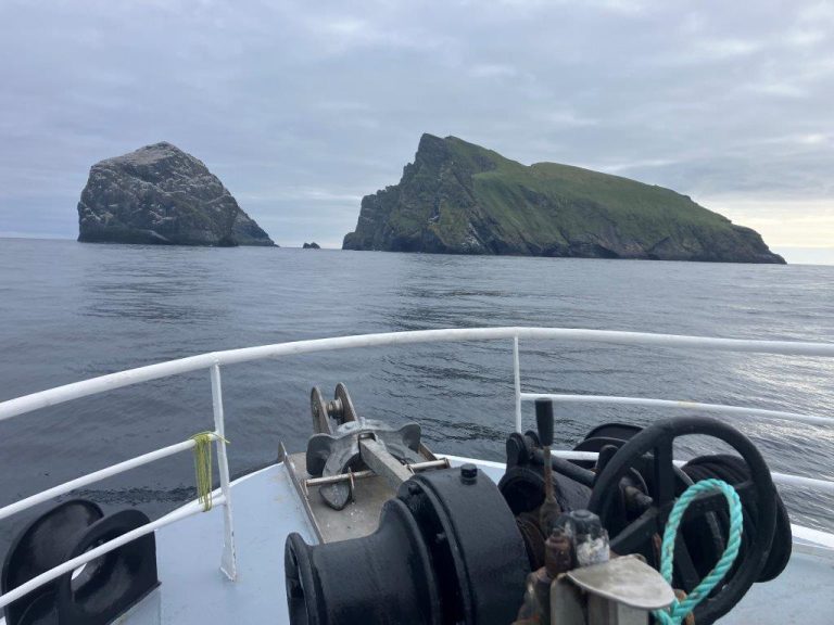Approaching Stac Lee and Boreray