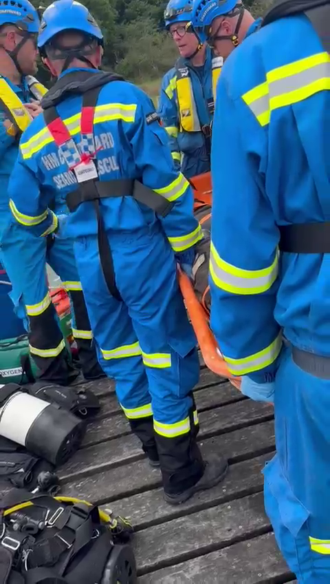 Coastguard team transport casualty
